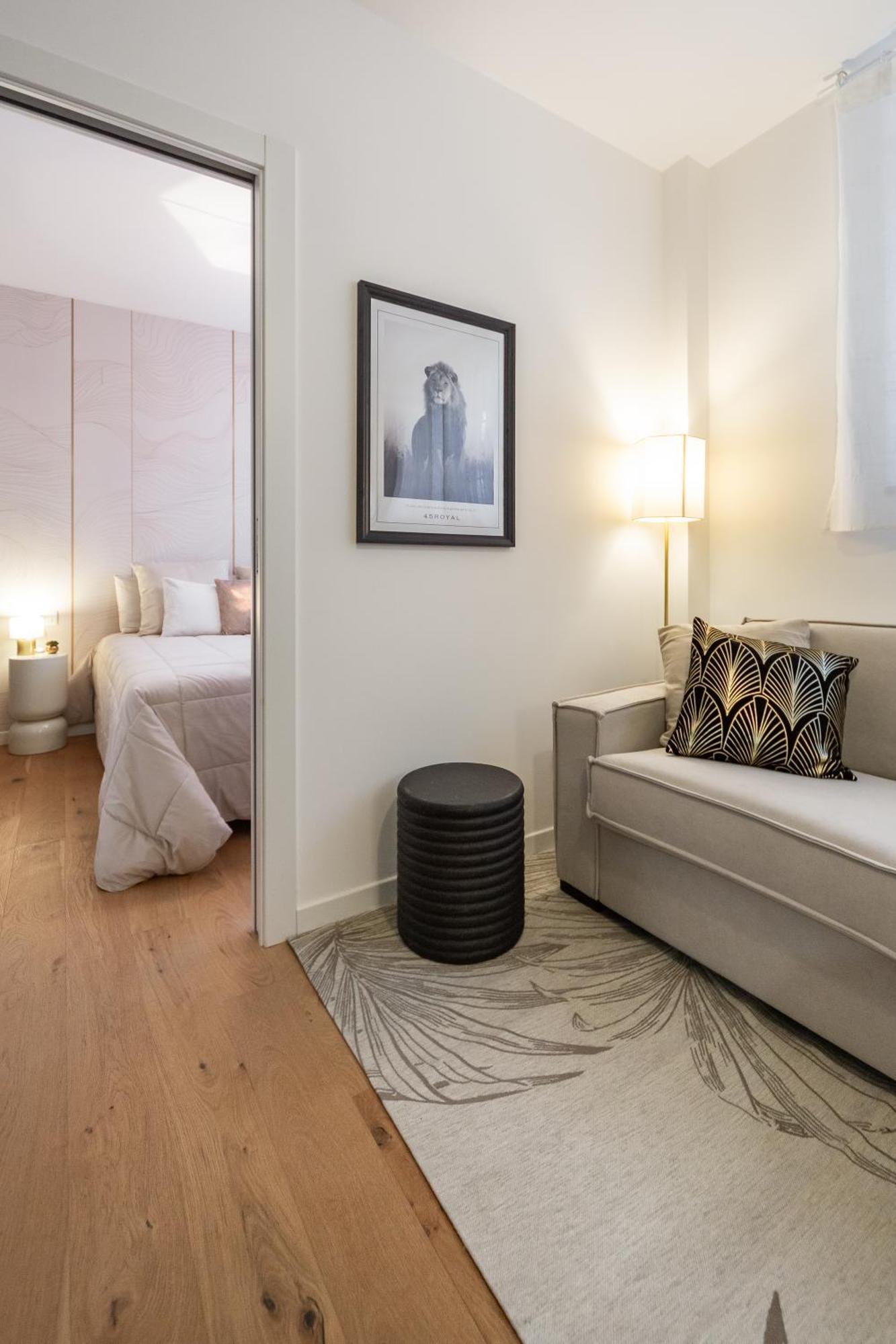 45Royal Stylish House Milan City Center ภายนอก รูปภาพ